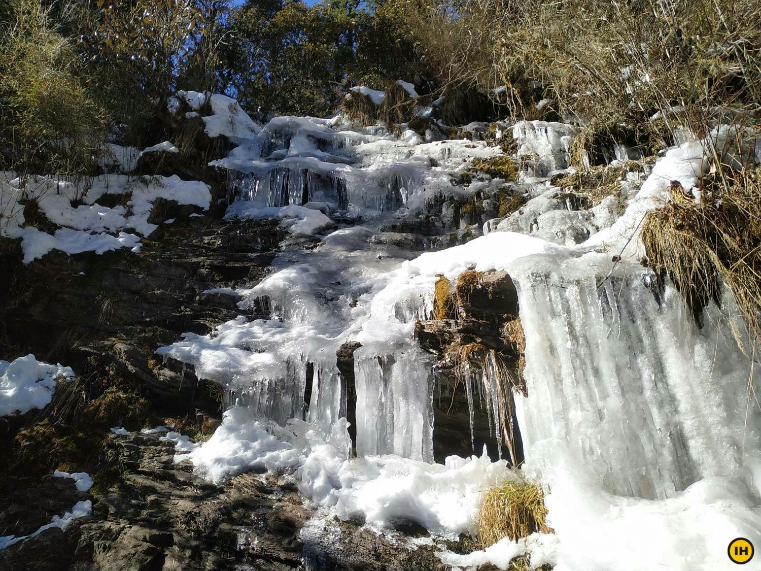 3de4a18c f69a 49a6 8efc 543bee306a2a dayara bugyal   frozen streams    pranav dharamsey   indiahikes