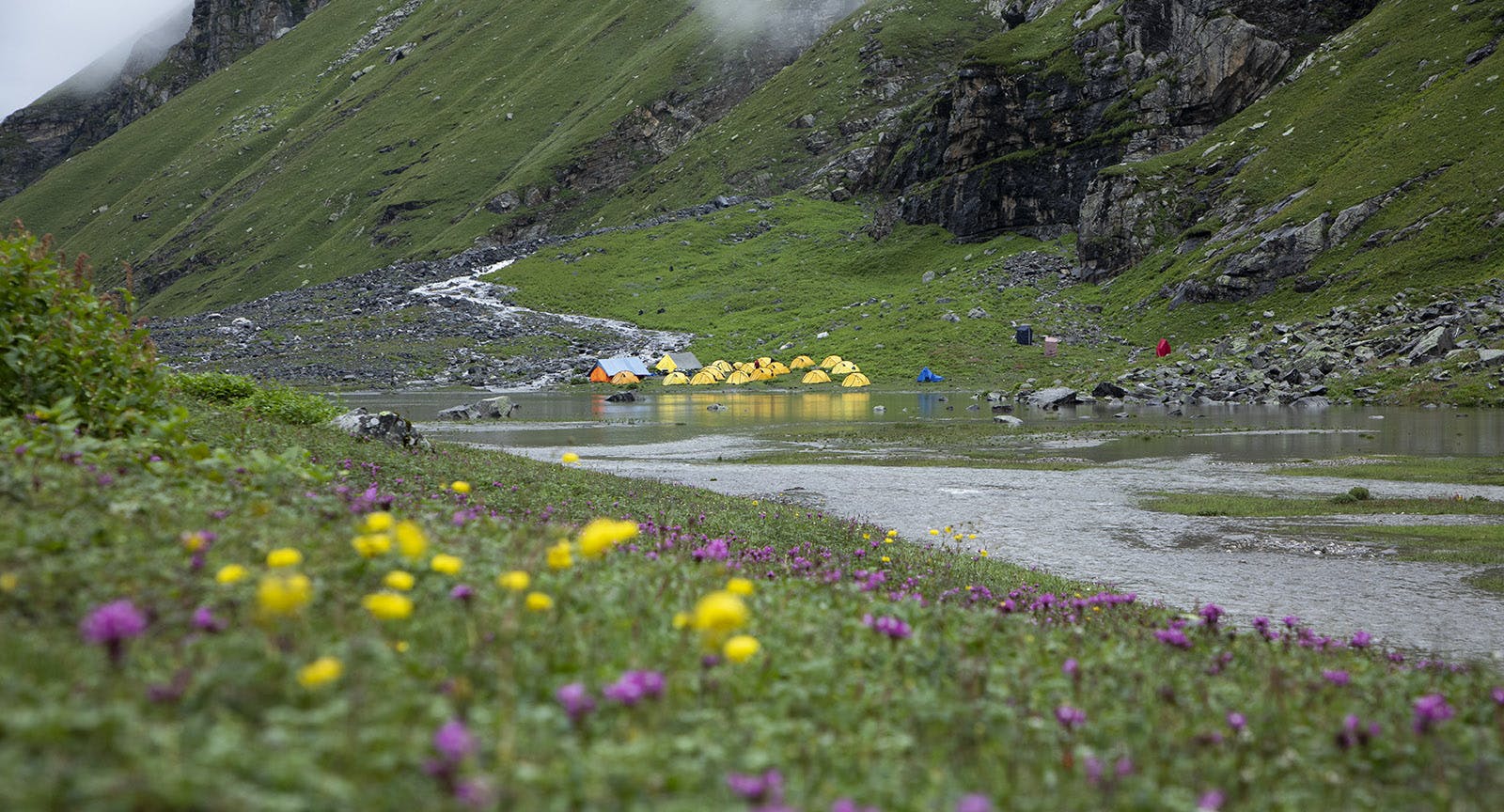 48e6725d c618 4882 bd52 386617a2cc3f hampta pass hp indiahikes jothiranjan balu ka gera campsite august 2021 8 