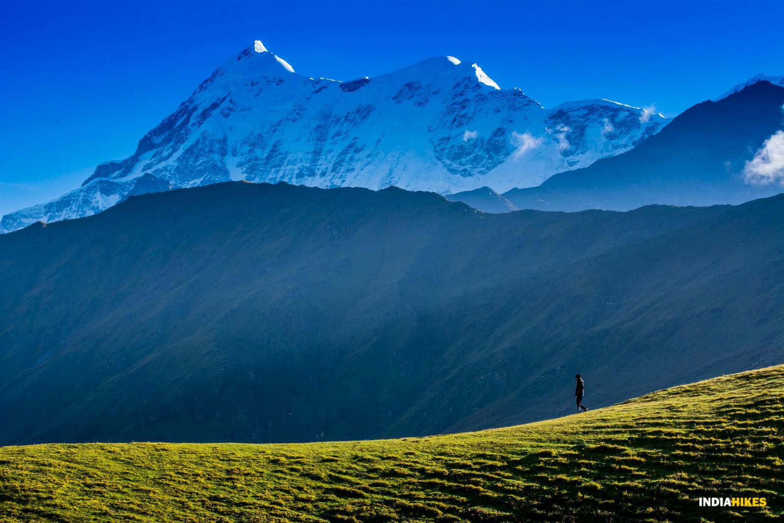 6cc5c60e ee43 4e82 a7b5 86b9ec41cf02 roopkund sudipto mt trishul from bedni bugyal   september