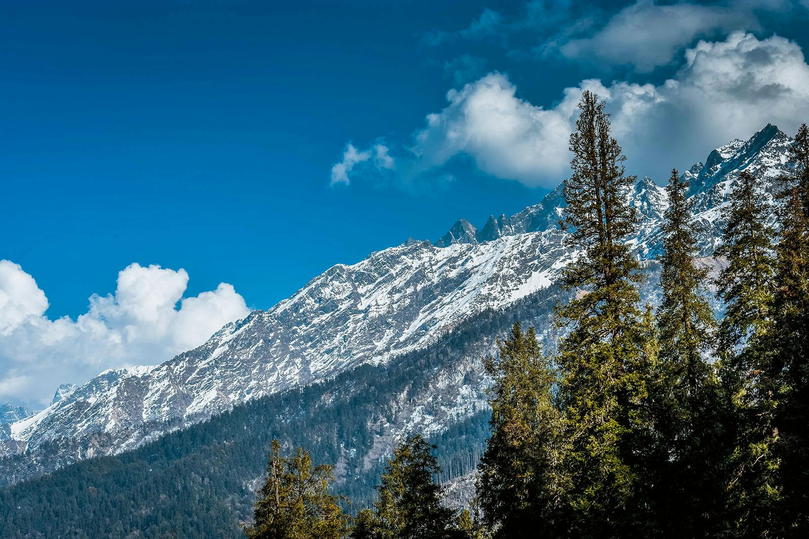 7192ecea afb3 4e65 b3dc 14773e09c3e7 kuari pass kp valay bhatt akhrotgatta campsite mountains skycolors 