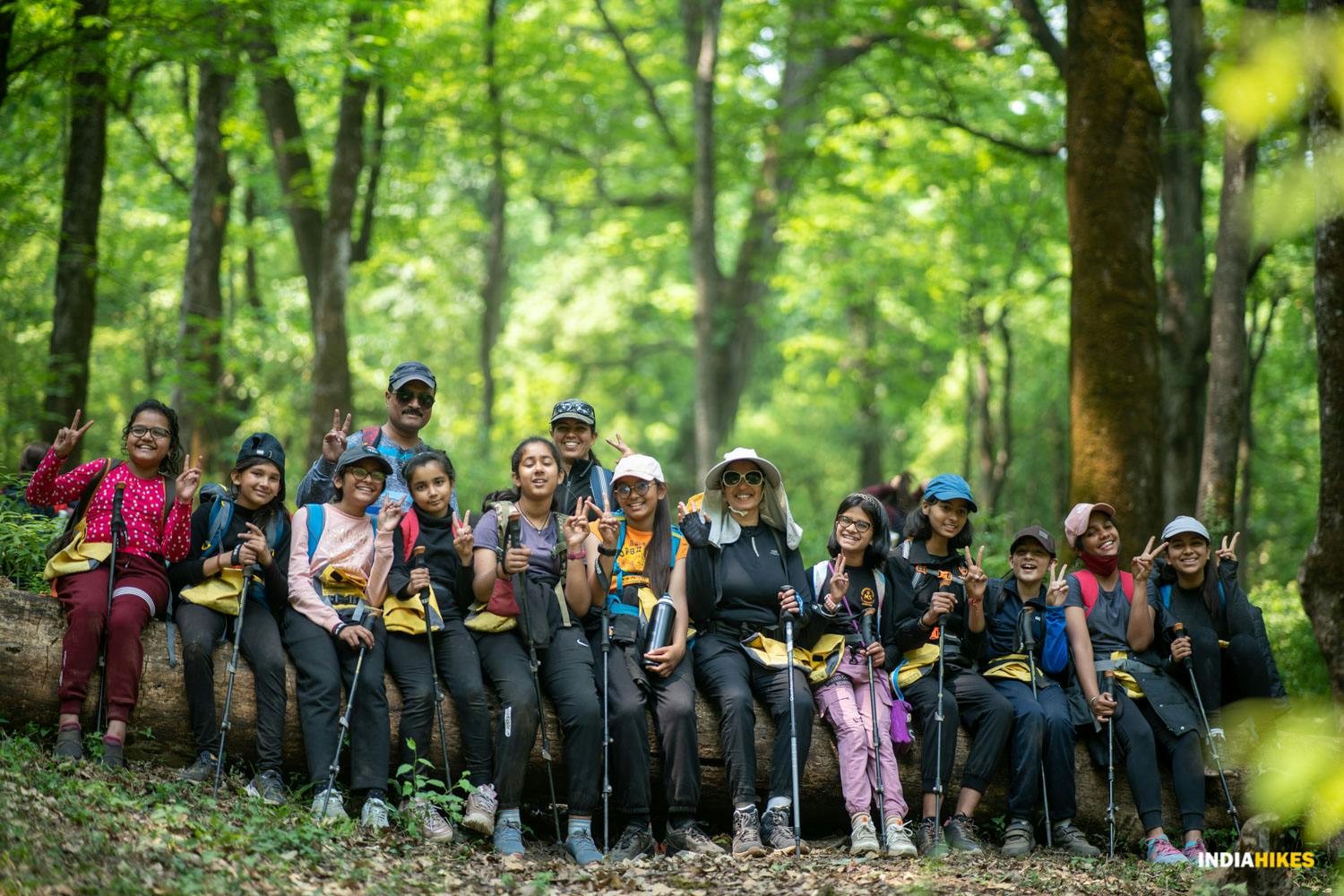 a370c1ce 0114 4b4f 8f6f 0ac394eb25fe mussoorie international school students trekking   indiahikes   vishnu sivanandan %283%29