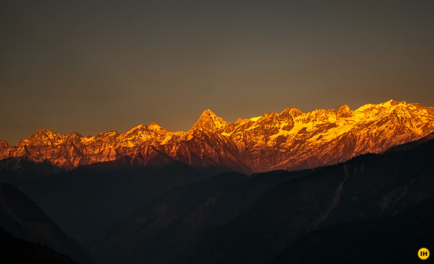 aa816731 69fe 4187 b8d5 ba3692b34684 dayara bugyal trek   january 2021   indiahikes   anubhav bhatt   sunset   alpenglow   srikanth   dkd  %2812%29