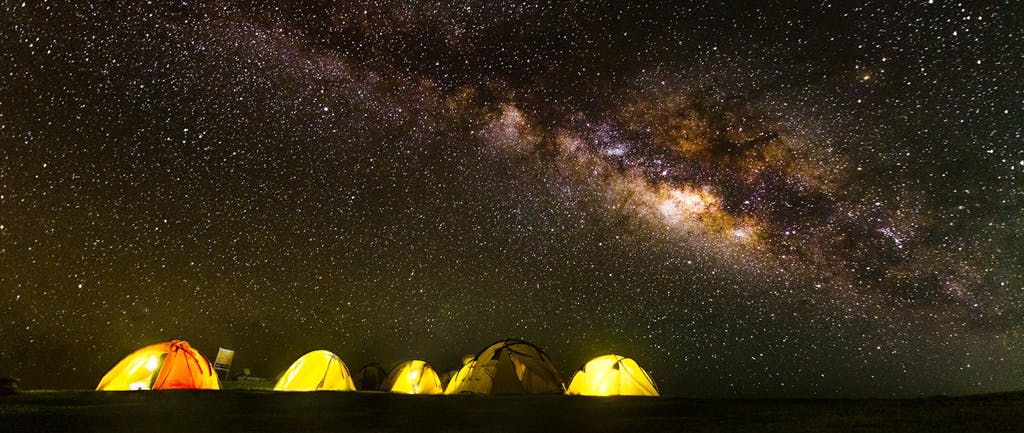 low-preview-d24744f4 f638 4da6 8ecd 512da3462e41 brahmatal bt indiahikes pratik mankawde tilandi campsite night sky 