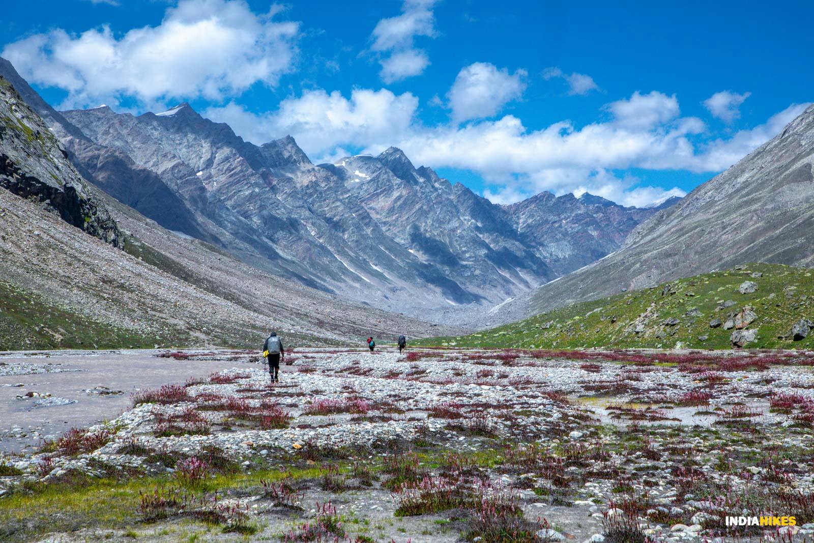 zh0fdtjcgu4jz0oe miyarvalley mv jothiranjan zardongtopaplu trekkersontrail landscape  2 